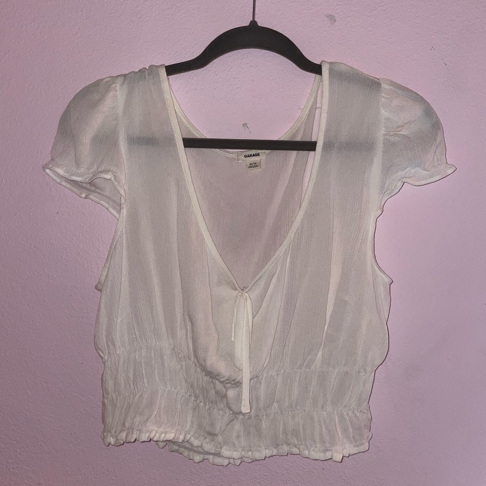 GARAGE Brand White Top